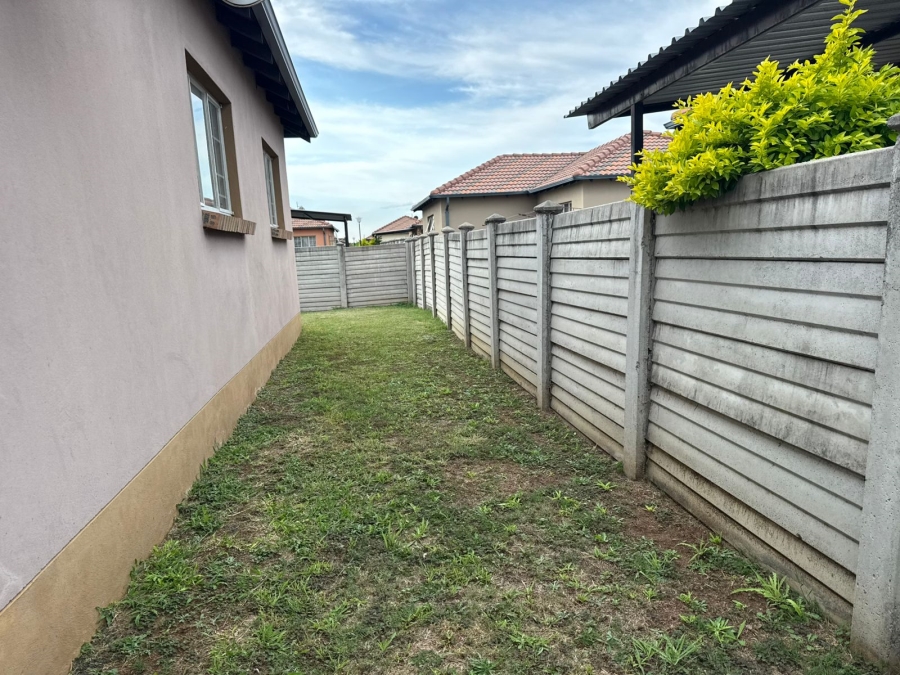 3 Bedroom Property for Sale in Waterval East North West